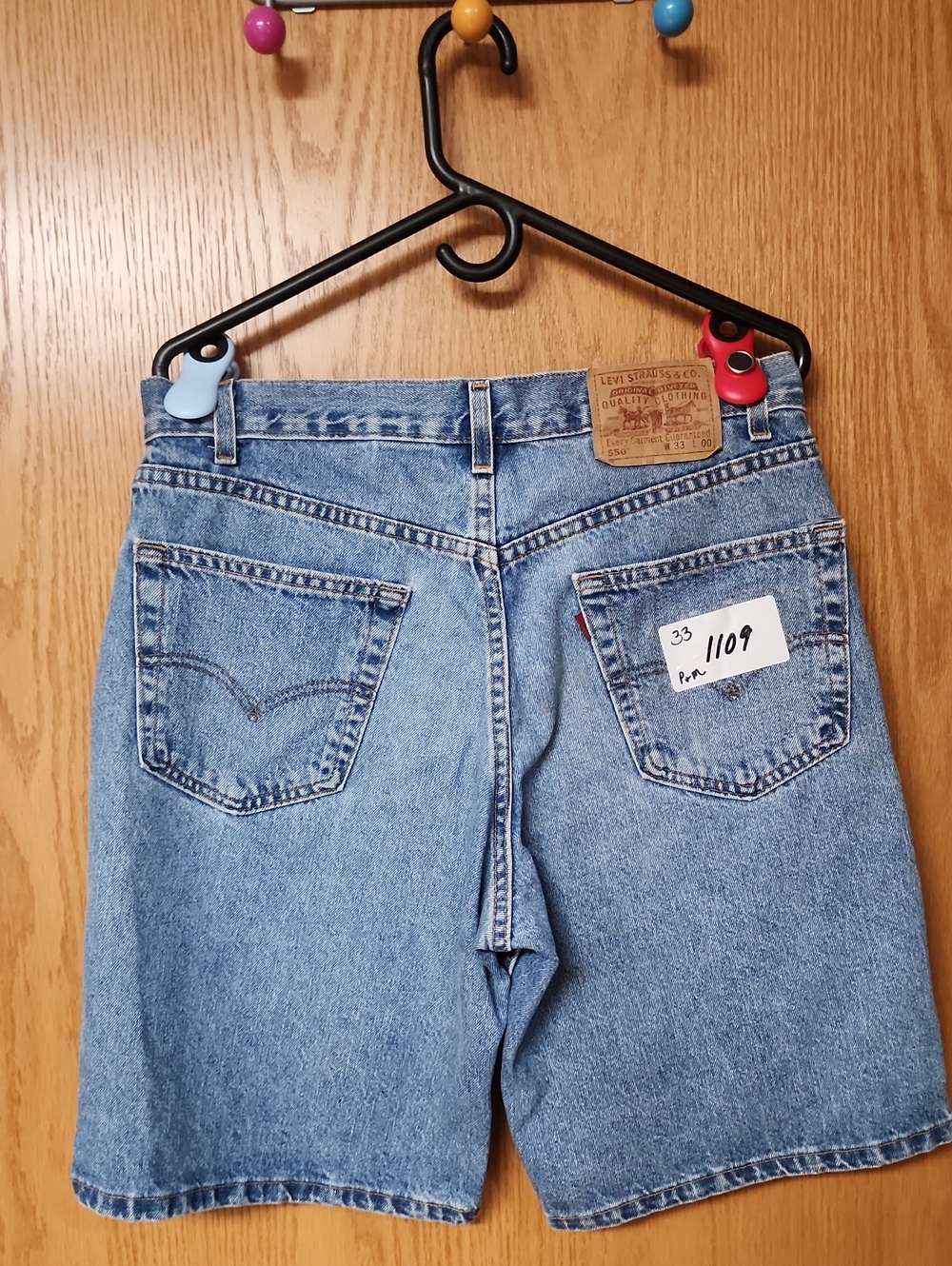 Levi's 550 Men's Light Blue Denim Shorts 33 number 1109